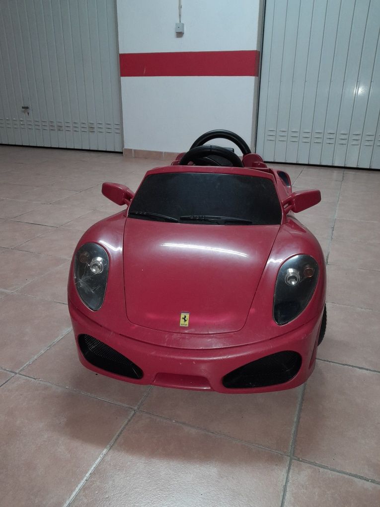 Ferrari a bateria
