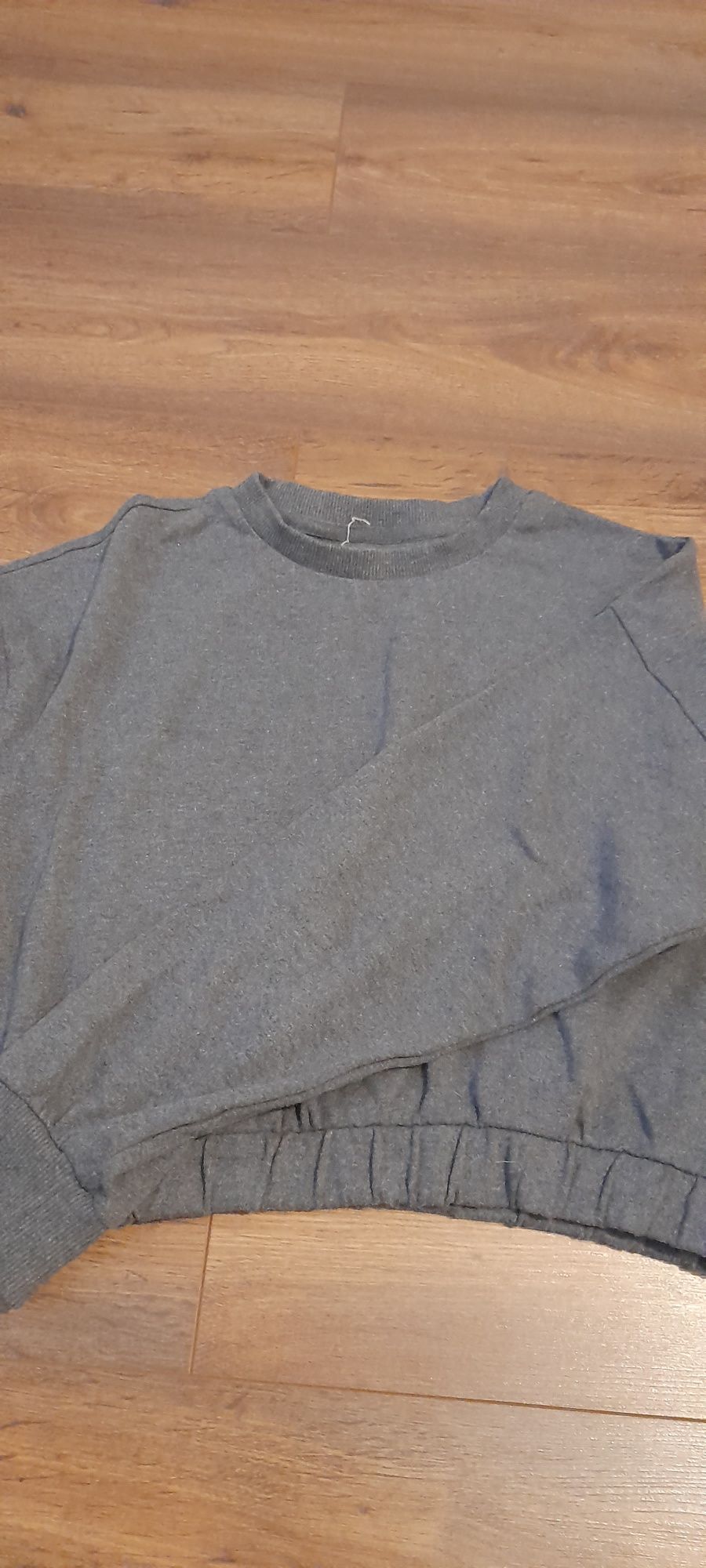 Sprzedam bluzę crop top