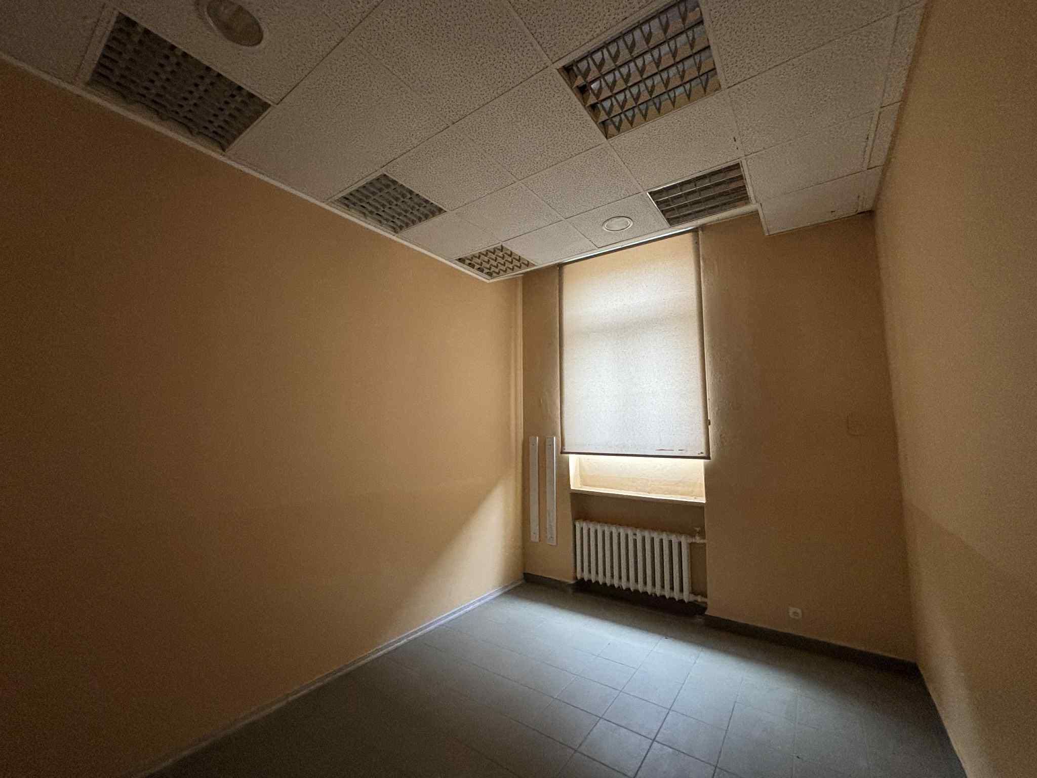 Wynajmę lokal w Płocku przy Placu Narutowicza