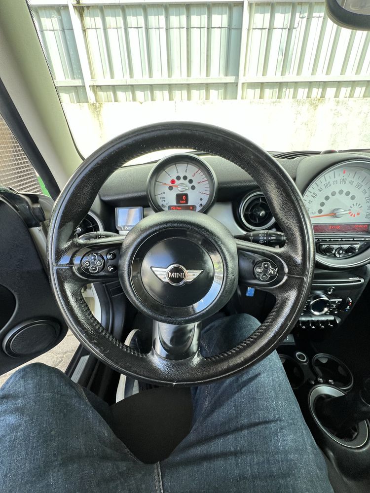 MINI CLUBMAN 1.6 D Irrepreensivel