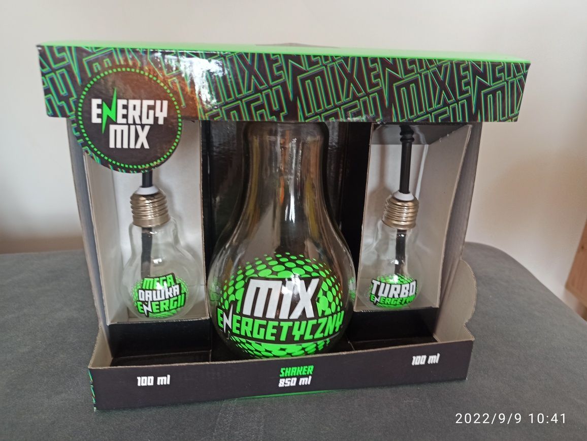 Zestaw Energy Mix na prezent- shaker +2 szklanki żarówki