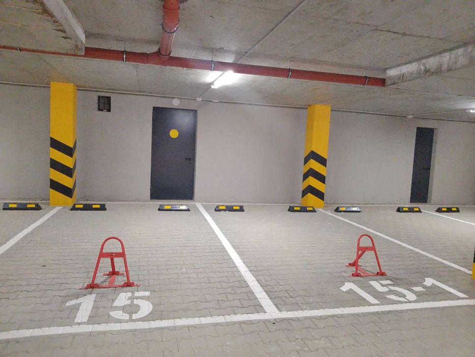 Паркомісце в ЗДАНОМУ БУДИНКУ!!!