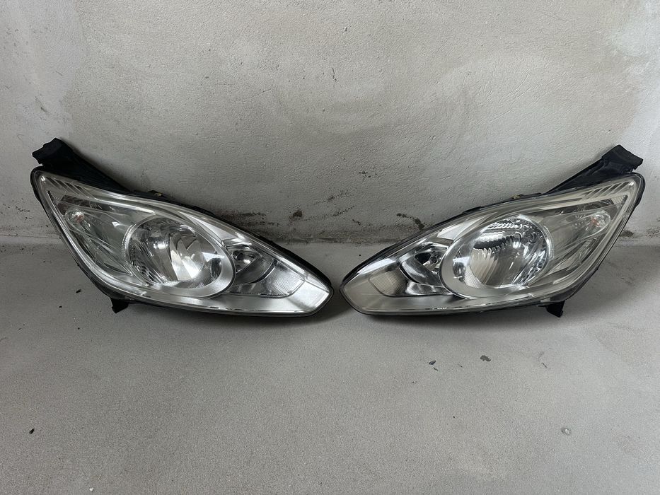 Фара передняя Ford C-Max