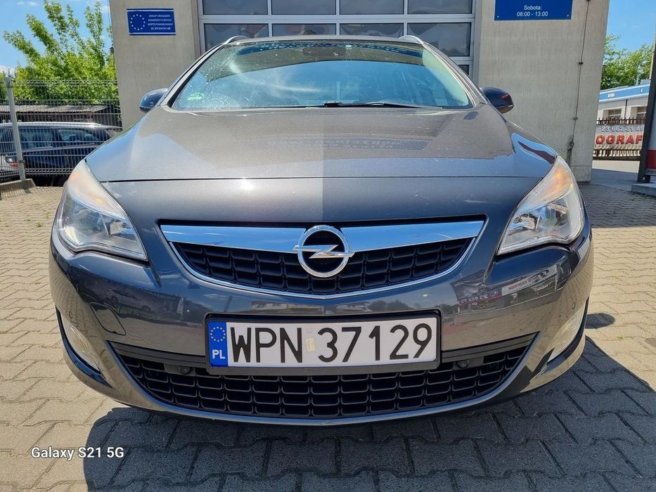 Opel Astra 1.4 Turbo Cosmo Navi Skóra Alu Zarejestrowana Gwarancja