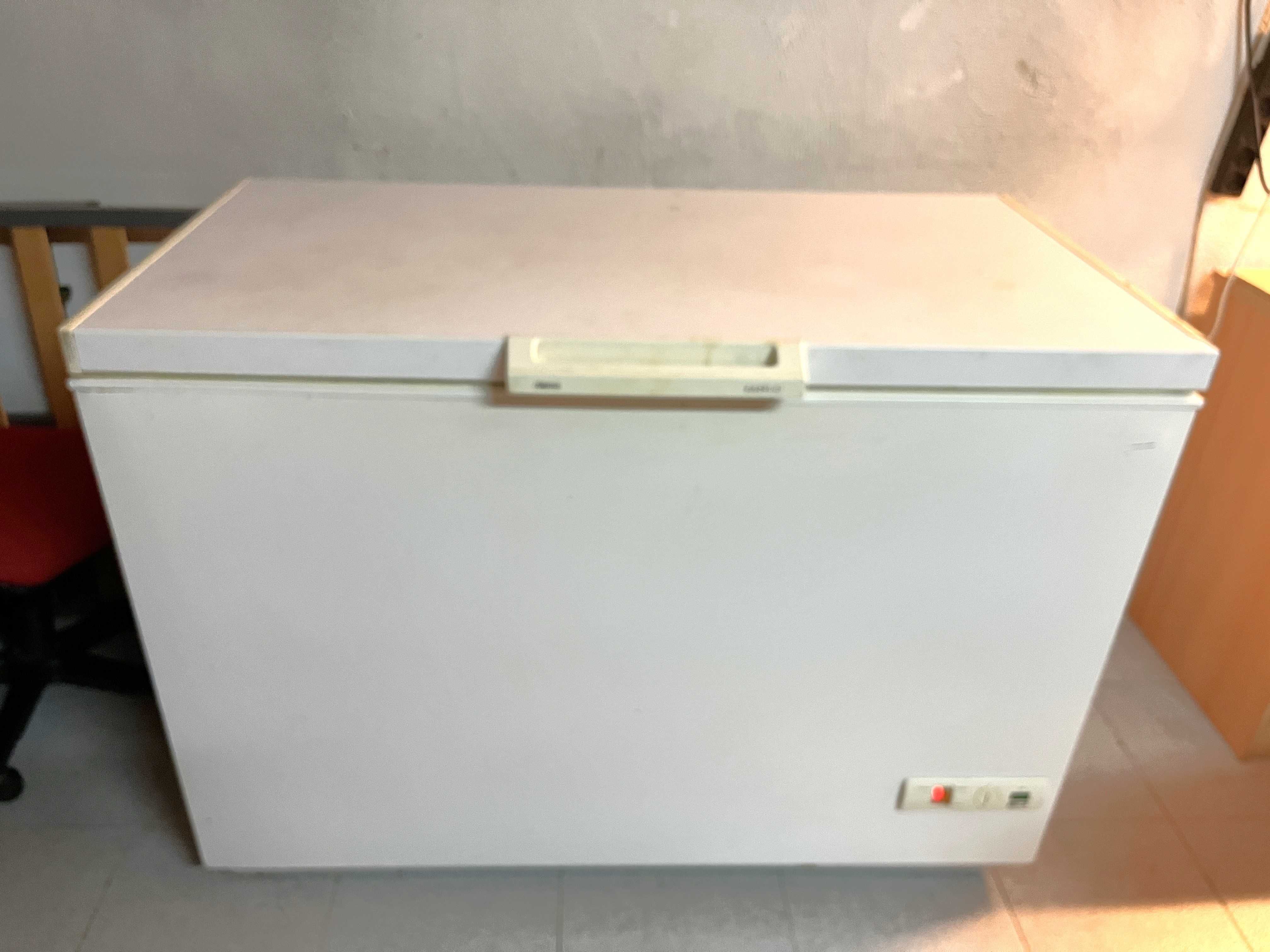 Arca Congeladora Horizontal - Zanussi EASYLID