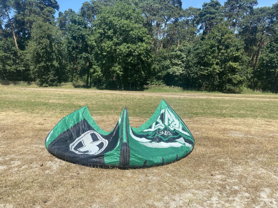 Latawiec  f-one cshape 11m2 KOMPLET !!! + deska, bar, trapez, pompka