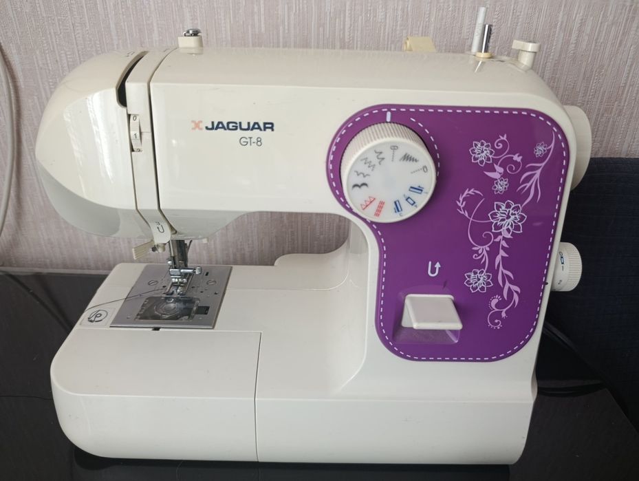 Машинка швейная JAGUAR