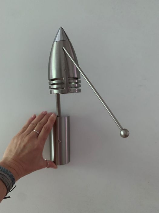 Lampka ścienna/ kinkiet w kolorze srebrnym inox