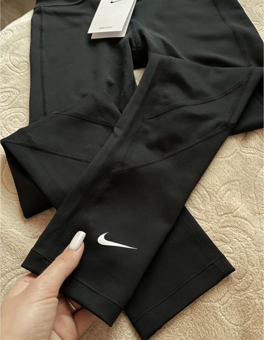 Спортинві лосини nike