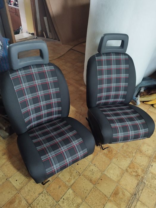 Fotele  Fiat 126p