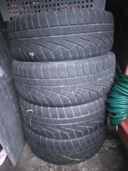 Гума R16 205/55 зимова