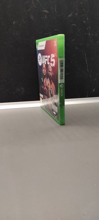Gra na Xbox Series X UFC 5