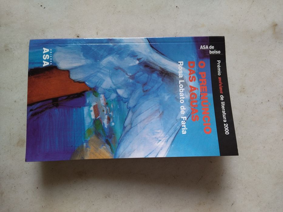 Vários livros de autores nacionais e internacionais