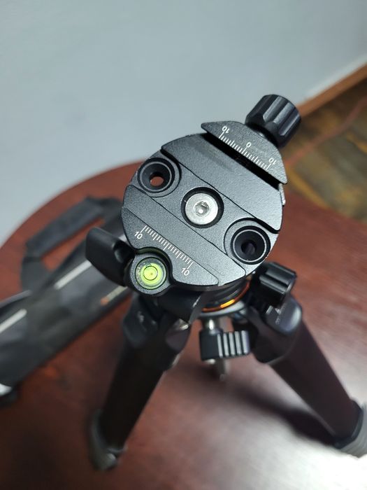 Штатив K&F Concept M1