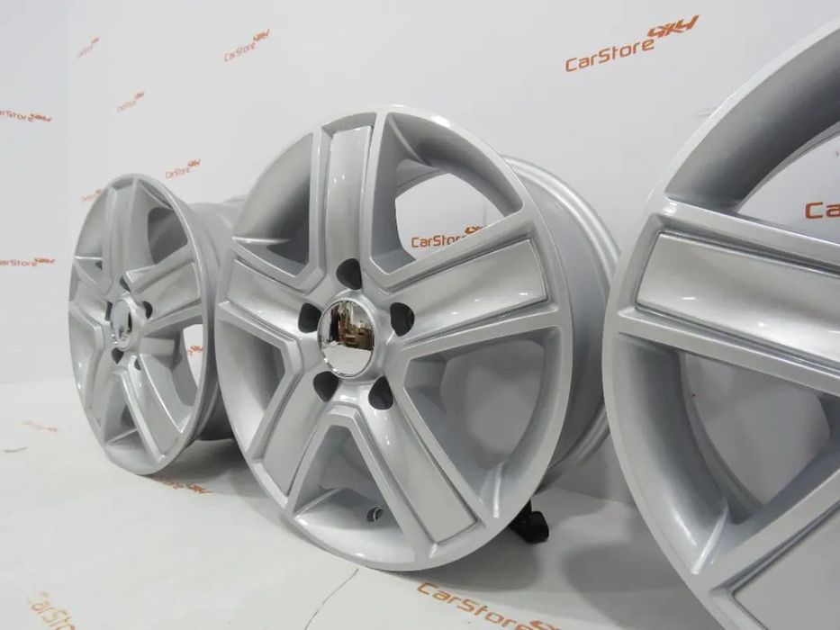 Jantes Autocarava Carga 1250 kgs 15 x 6.5 et 45 5x118 71.1 Silver