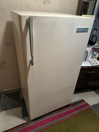 Срочно корпус холодильника на металолом