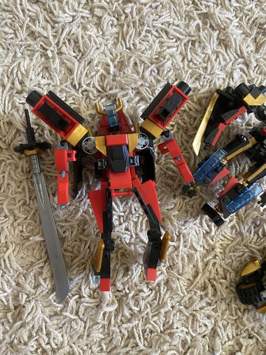 Конструктор робот машина трансформер Qman 3105