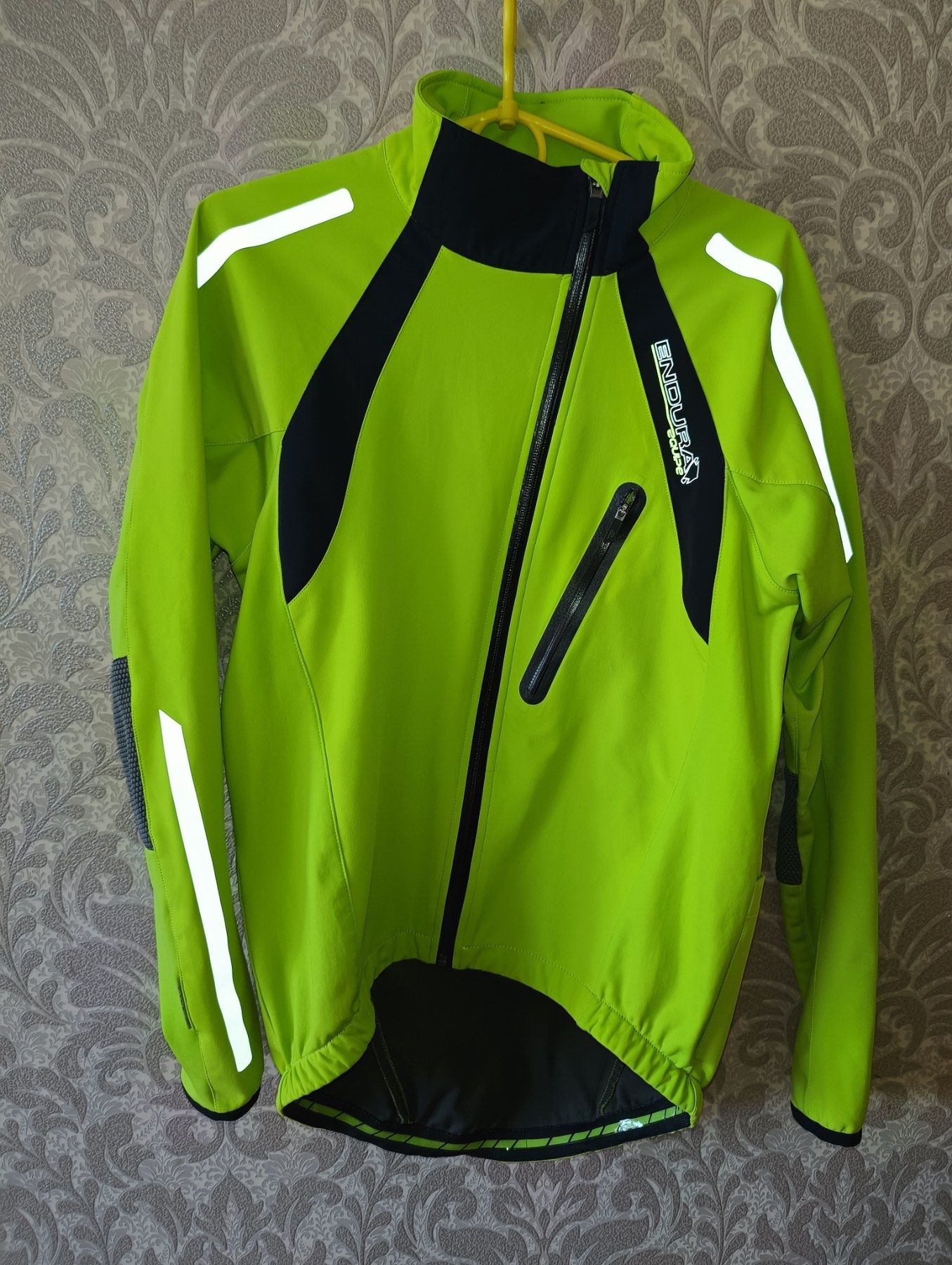 Куртка Endura велокуртка Equipe Thermo Windshield