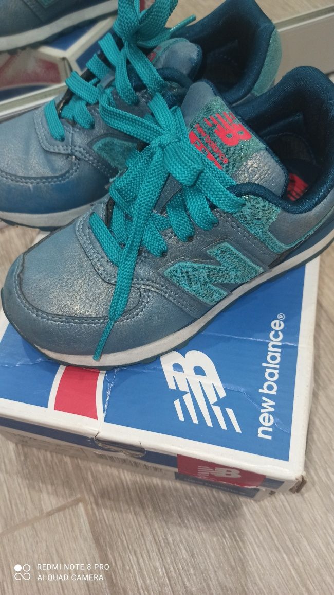 Продам дитячі кросівки new balance