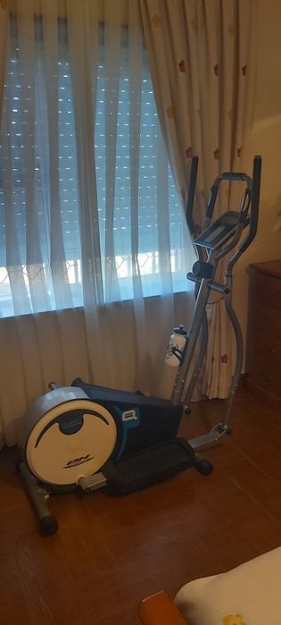 Bicicleta elíptica BH Fitness Quick