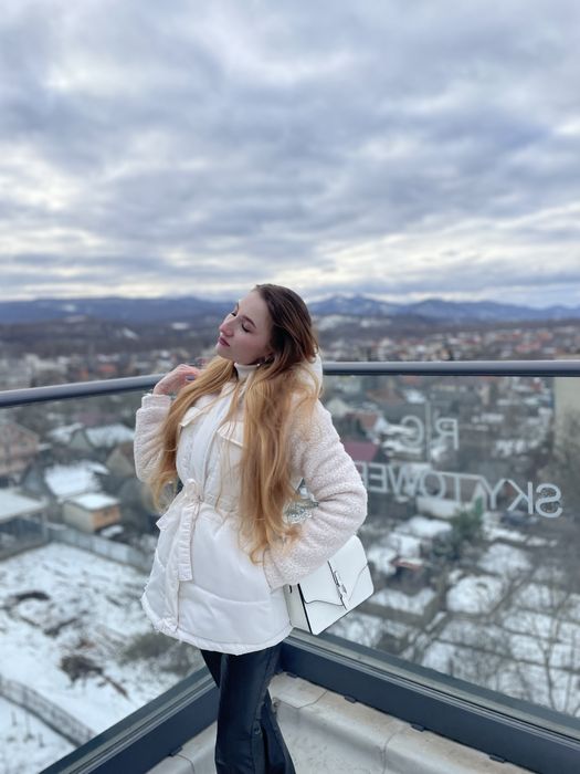 Куртка демісезон на кулісі, куртка на кулісці