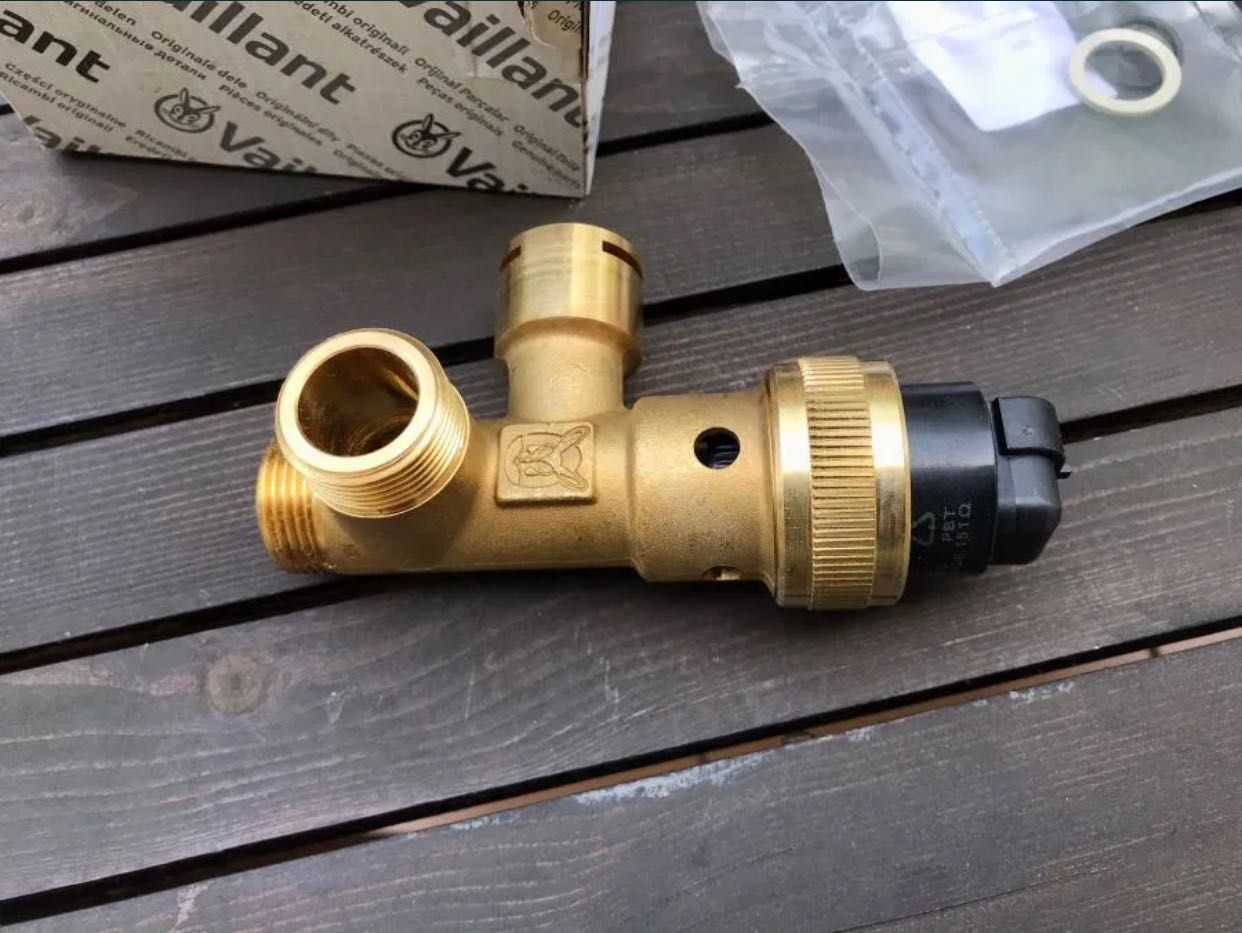Vaillant 252457 zawór trójdrożny oryginał nie zamiennik