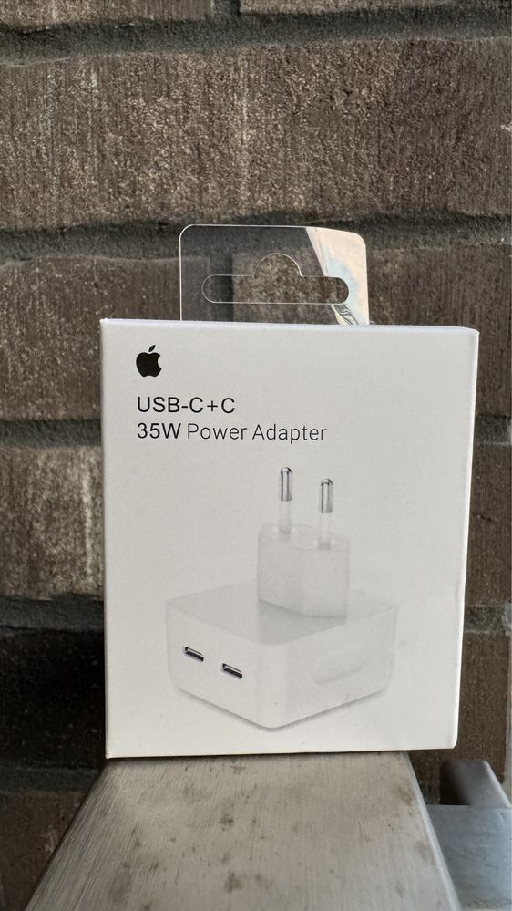 Zestaw Ładowarka 35W na 2 zlacza Usb -C + Kabel Ligthning USB-C 2 M