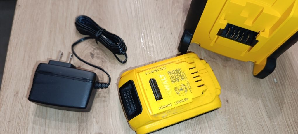 DeWalt DCR006 głośnik budowlany Bluetooth zamienie
