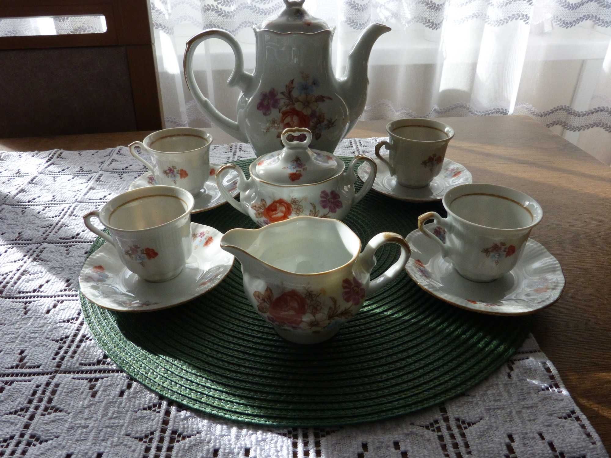Wałbrzych zestaw porcelanowy do kawy