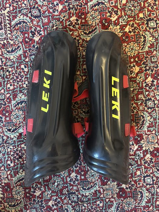 Ochraniacze firmy Leki na slalom