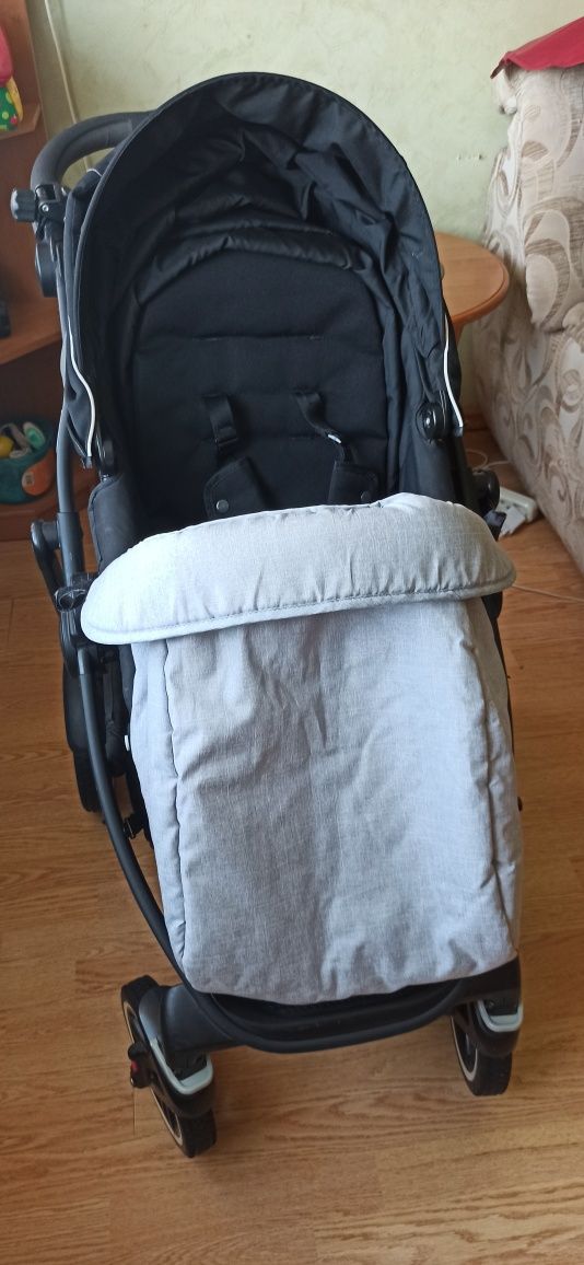 Срочно Коляска Graco Evo XT 2в1 + аксессуары