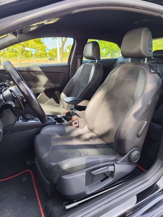 cupra versão 300 performance 2.0 TFSI cx DSG 418cv Seat Leon 100% bom