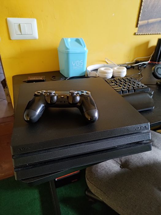 PlayStation 4 Pro 1T
