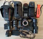 [ZESTAW] SONY ALPHA A350 – body, obiektywy, lampa, grip, akcesoria