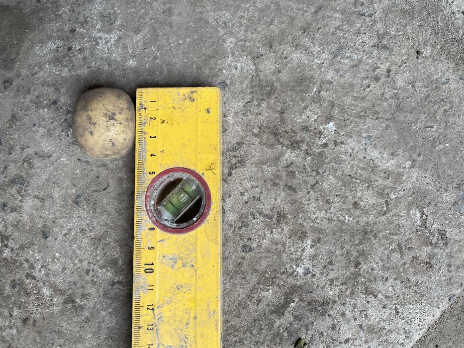 Дрібна картопля в мішках