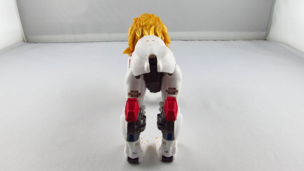 HASBRO - Tomy Transformers Legacy Evolution Optimus Leo Prime Figurka