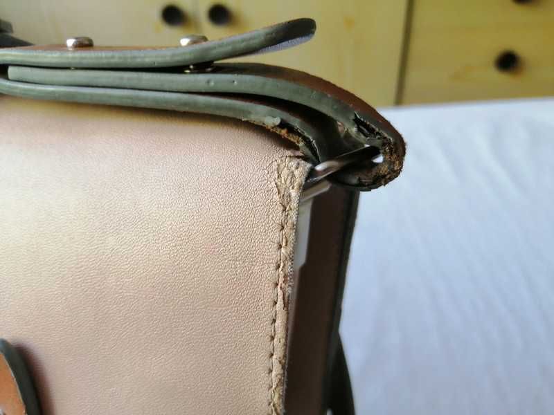 Skórzana torba listonoszka Reserved skóra na książki dokumenty