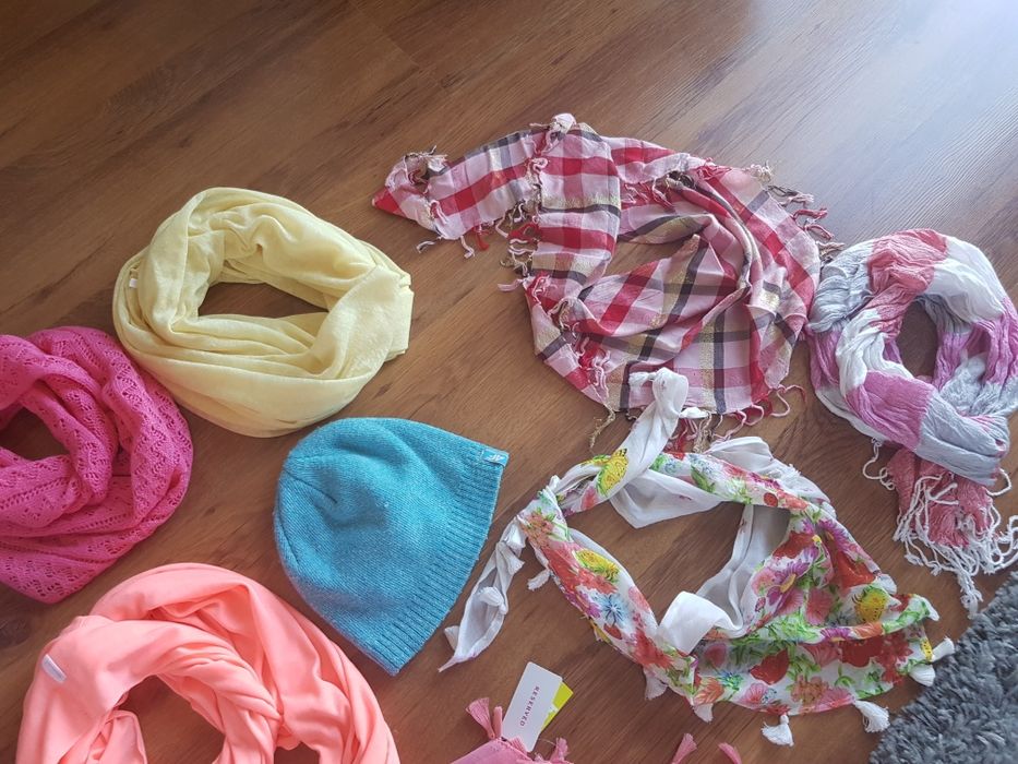 Reseved h&m szal apaszka komin  czapka 4f nowe