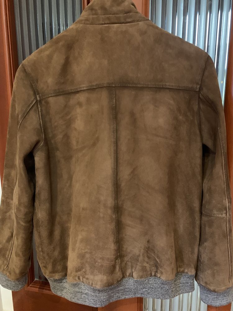 Kurtka zamszowa Massimo Dutti 164