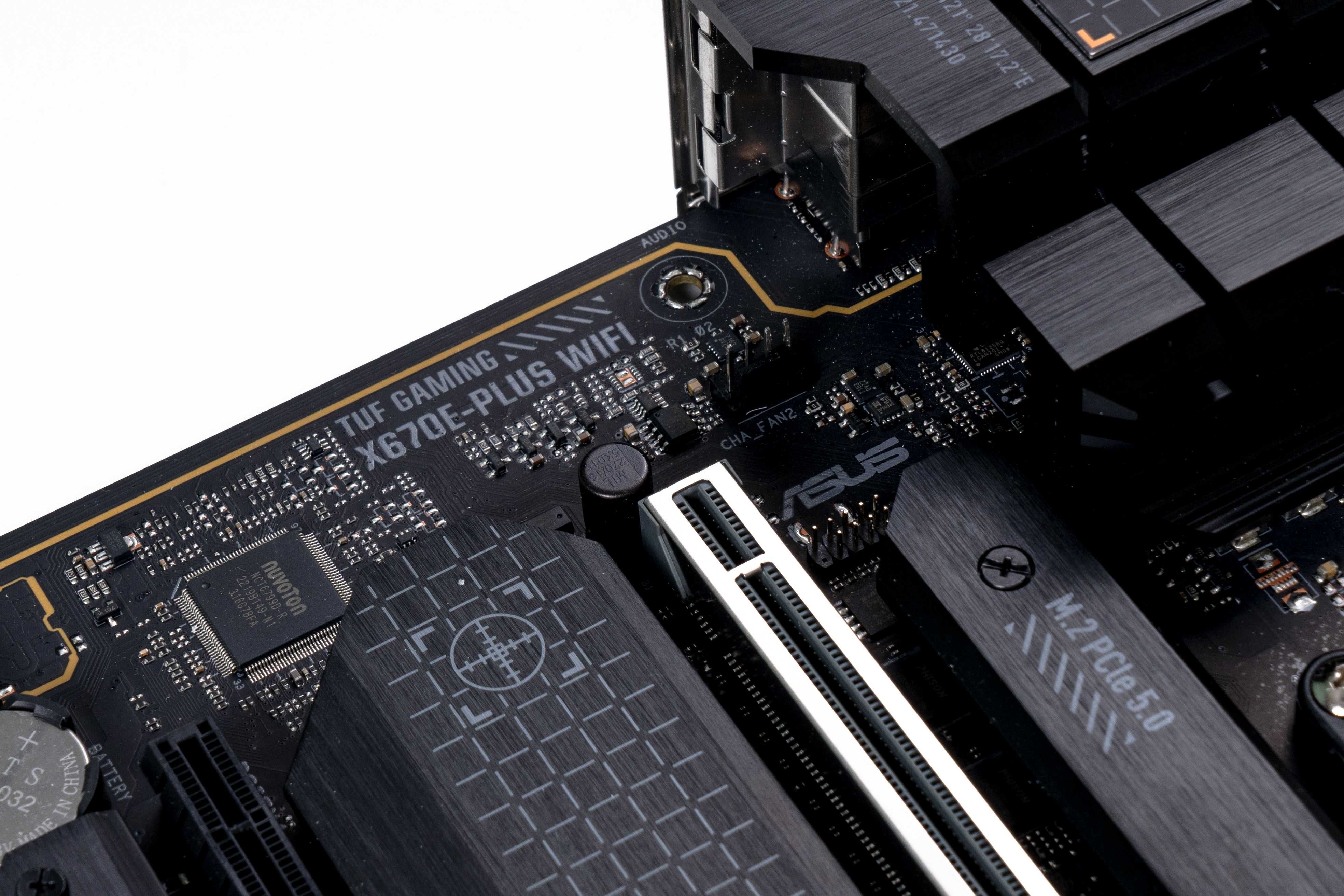 Материнська плата ASUS TUF GAMING X670E-PLUS WiFi/Гар 3 міс/SiliconFox