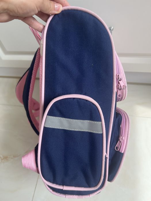 Рюкзак портфель шкільний для дівчинки