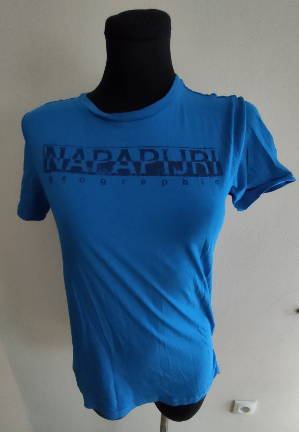 T-shirt bawełniany.