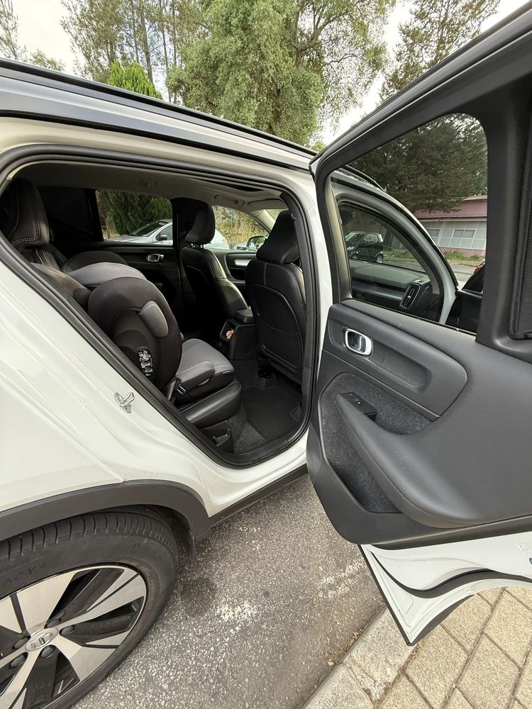 Volvo xc40  plug in hybrid