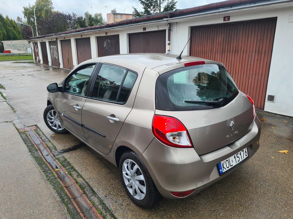 Renault Clio zadbany samochód polecam