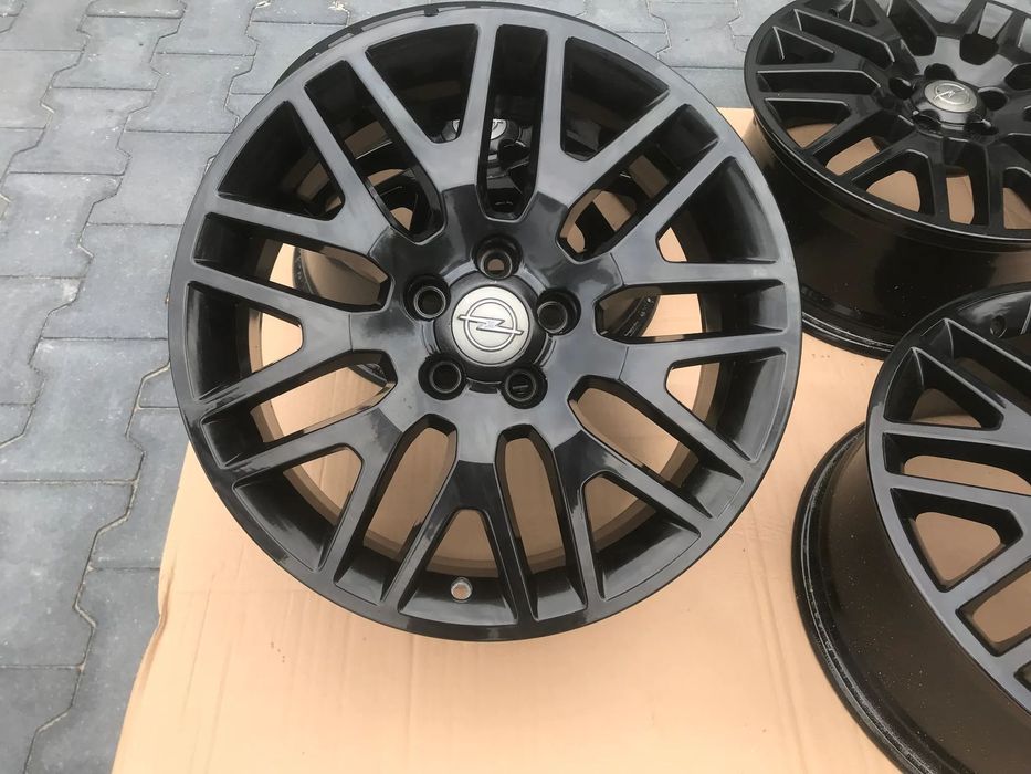 Felgi Opel Vectra C OPC Speedline 18 5x110 7,5x18 ET41