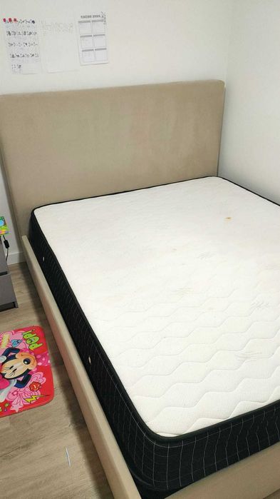 Cama de casal 2.00x 1.60 COM COLCHÃO