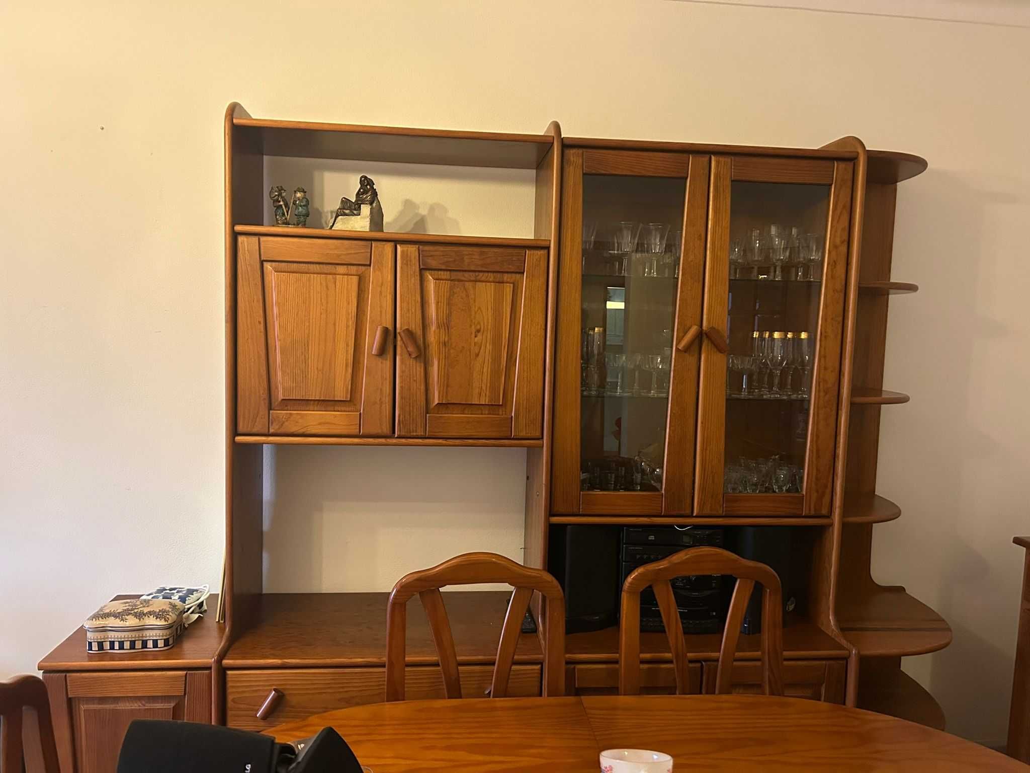 Estante Sala madeira robusta