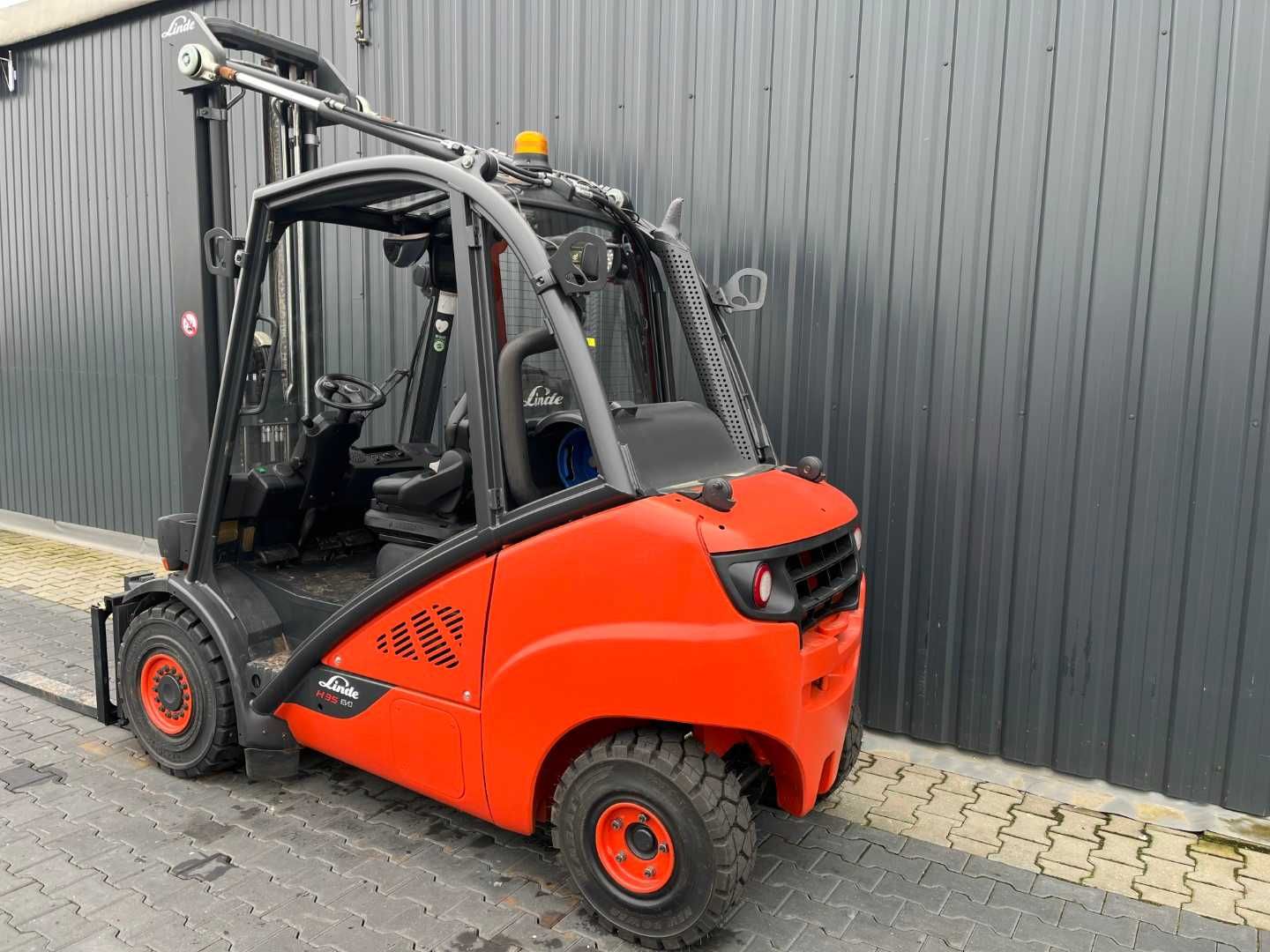 Wózek widłowy Linde H35T-02 Triplex Przesuw 2016 LPG