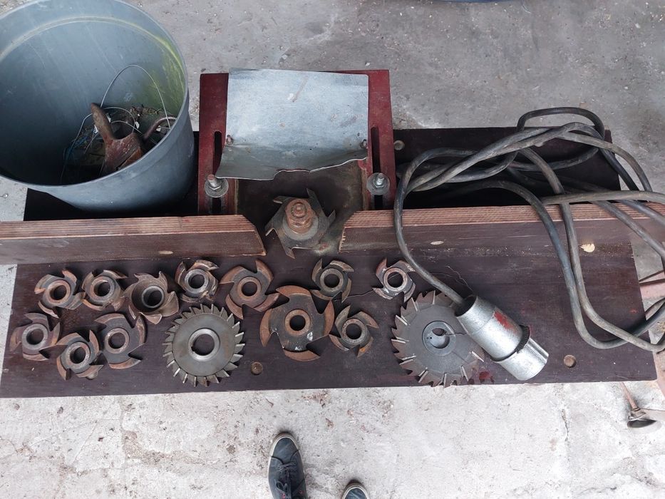 Frezarka do drewna,Dużo Frezów,Silnik 380 v