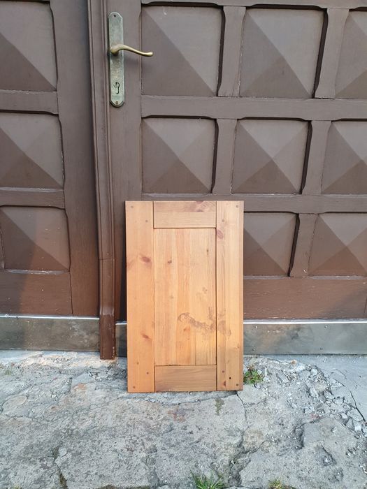 Fronty sosnowe drzwi do szafek kaseton drzwiczki 64x39